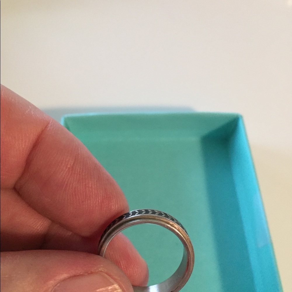Men’s ring - Picture 2 of 2
